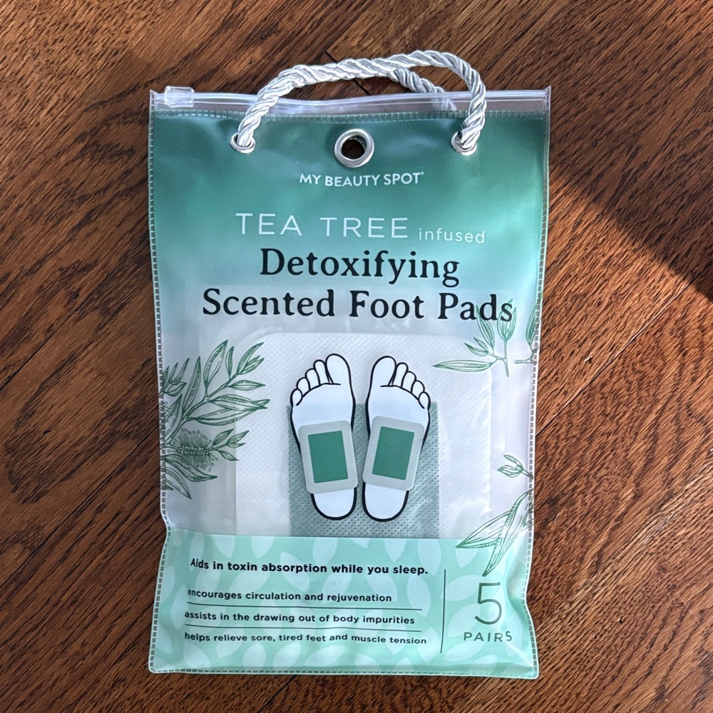 My Beauty Spot Tea Tree Detoxifying Foot Pads - Green